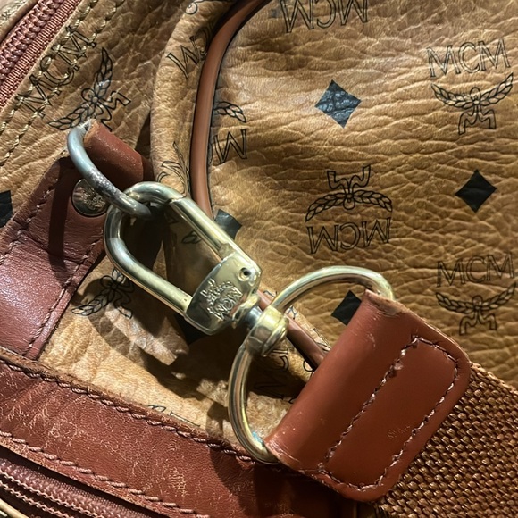 MCM large leather duffle travel bag - Picture 9 of 17